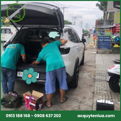 Quy trình cứu hộ ắc quy ô tô chuyên nghiệp diễn ra như thế nào?