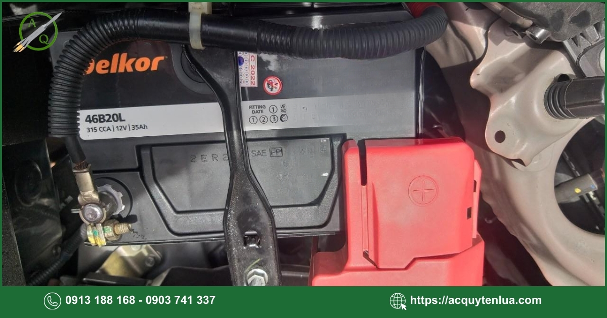 Dấu hiệu cần thay ắc quy xe Honda Jazz