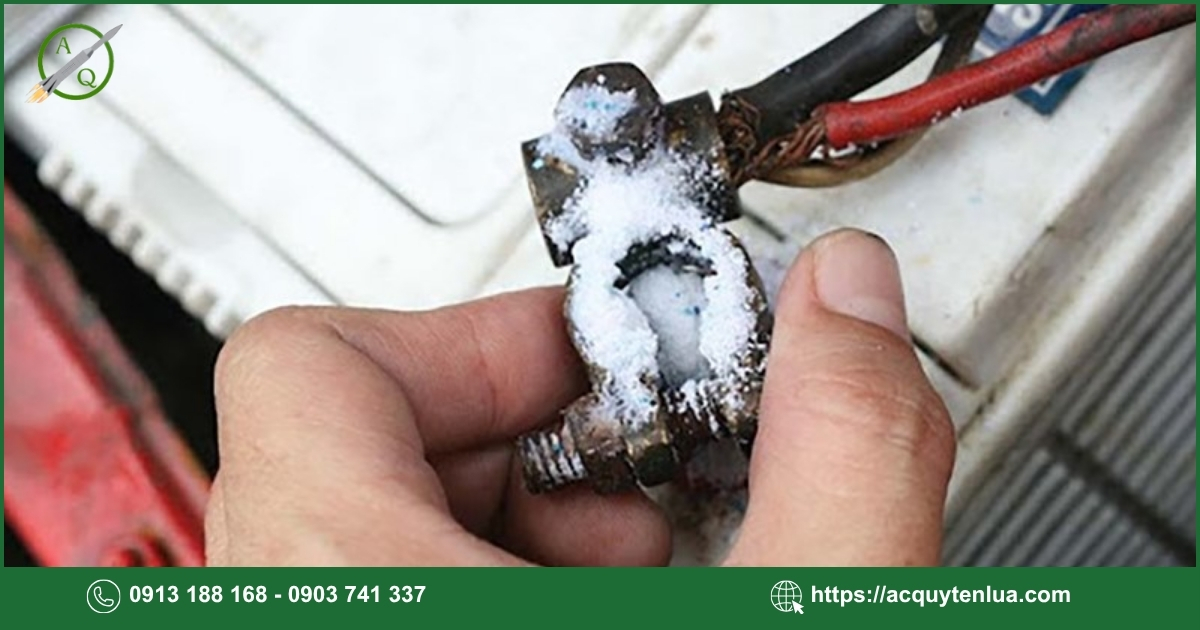 Dấu hiệu cần thay bình ắc quy xe Ford Everest 2017 đến nay