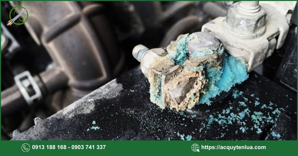 Dấu hiệu cần thay bình ắc quy xe Ford Kuga