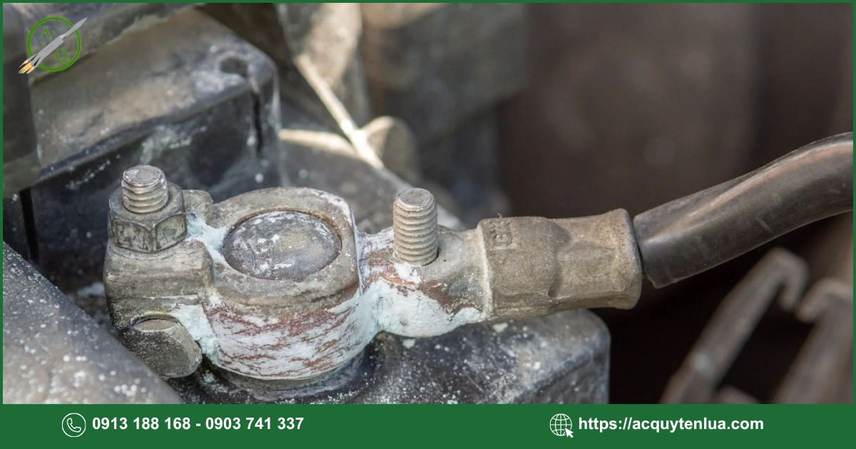 Dấu hiệu cần thay bình ắc quy xe Ford S-Max