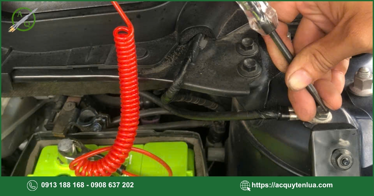 Dấu hiệu cần thay bình ắc quy xe Honda Passport