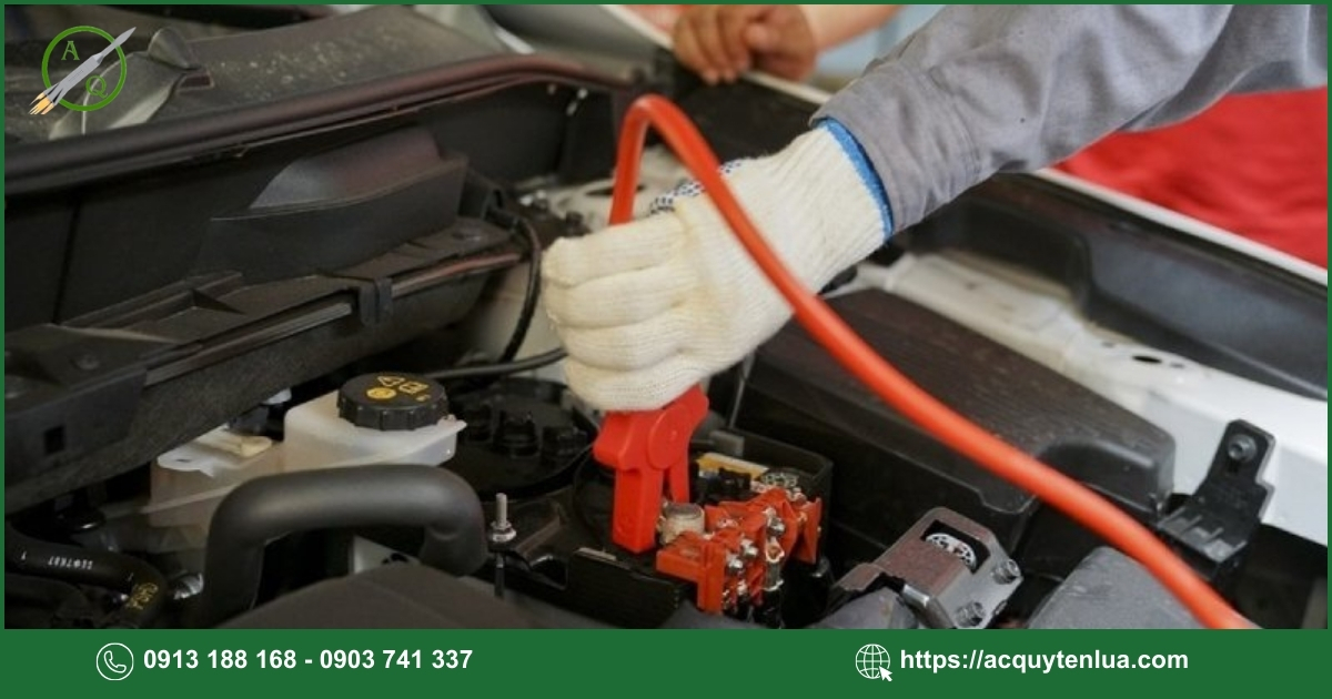 Dấu hiệu cần thay bình ắc quy xe Kia Carnival 2021 đến nay