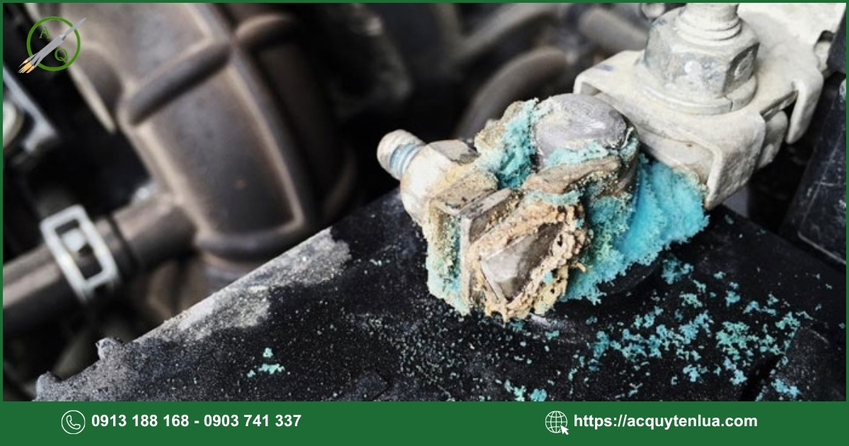 Dấu hiệu cần thay bình ắc quy xe Kia Stonic