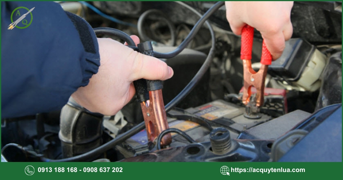 Dấu hiệu cần thay bình ắc quy xe Toyota Corolla Altis