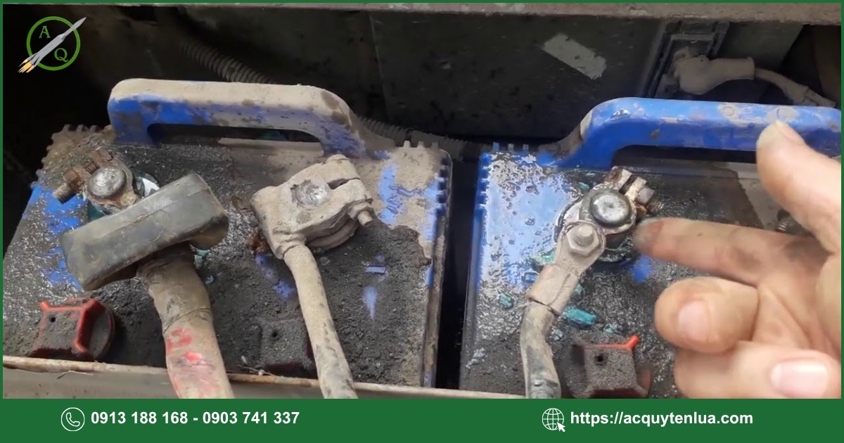 Dấu hiệu cần thay bình ắc quy xe Toyota Fortuner Legender