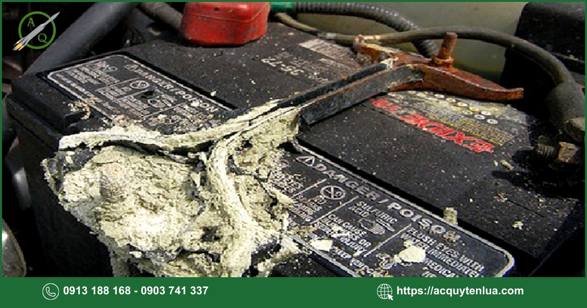 Dấu hiệu cần thay bình ắc quy xe Toyota Sienta