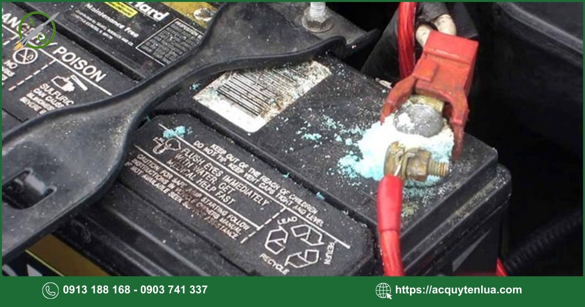 Dấu hiệu cần thay bình ắc quy xe Toyota Veloz