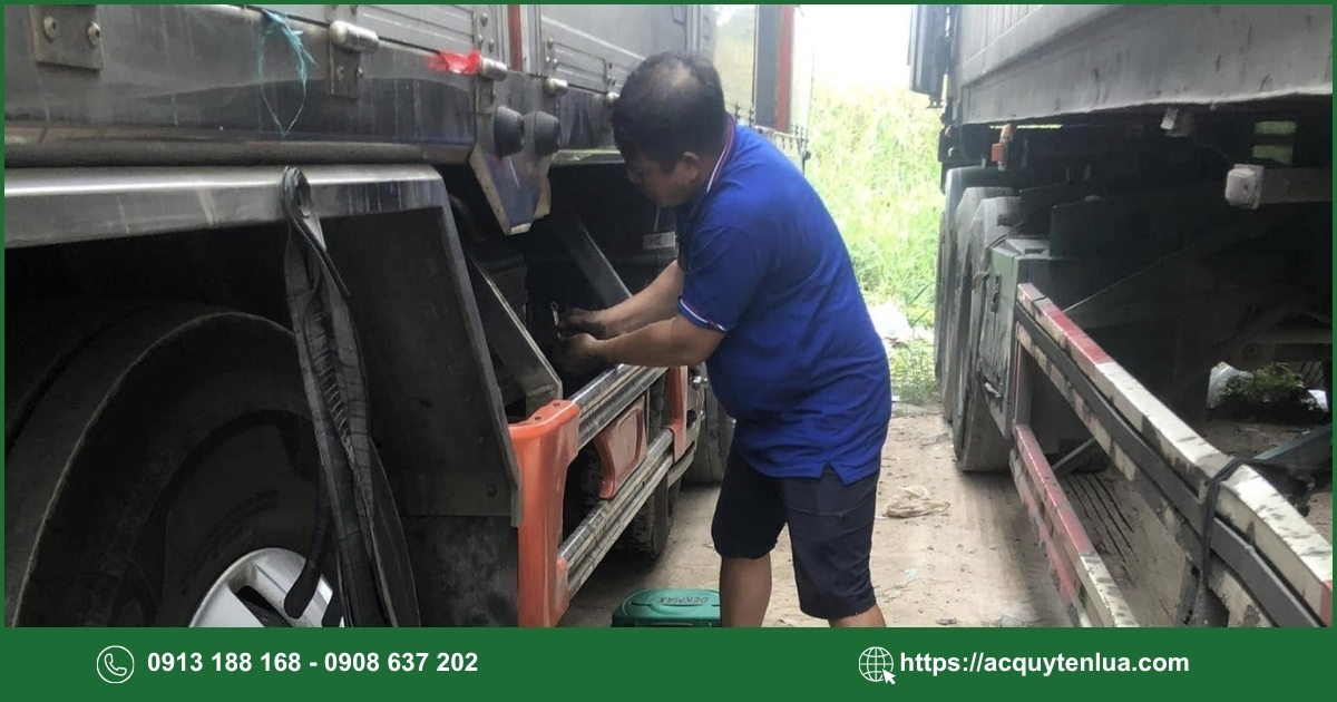 Hướng dẫn thay bình ắc quy cho xe HYUNDAI GETZ