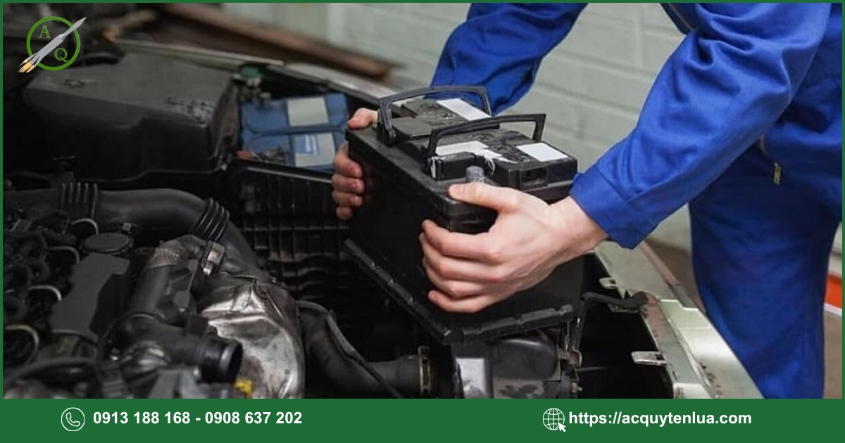 Quy trình thay bình ắc quy cho xe Mazda Tribute