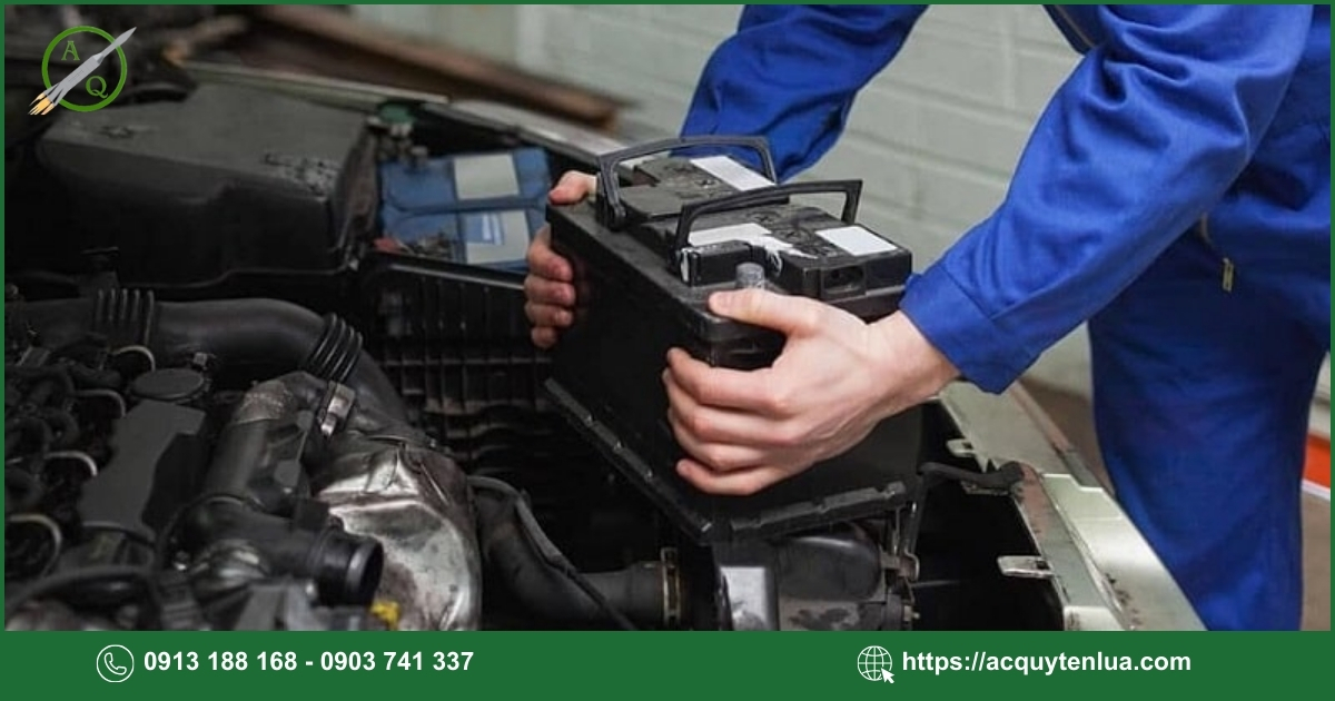 Quy trình thay bình ắc quy cho xe Mazda Tribute