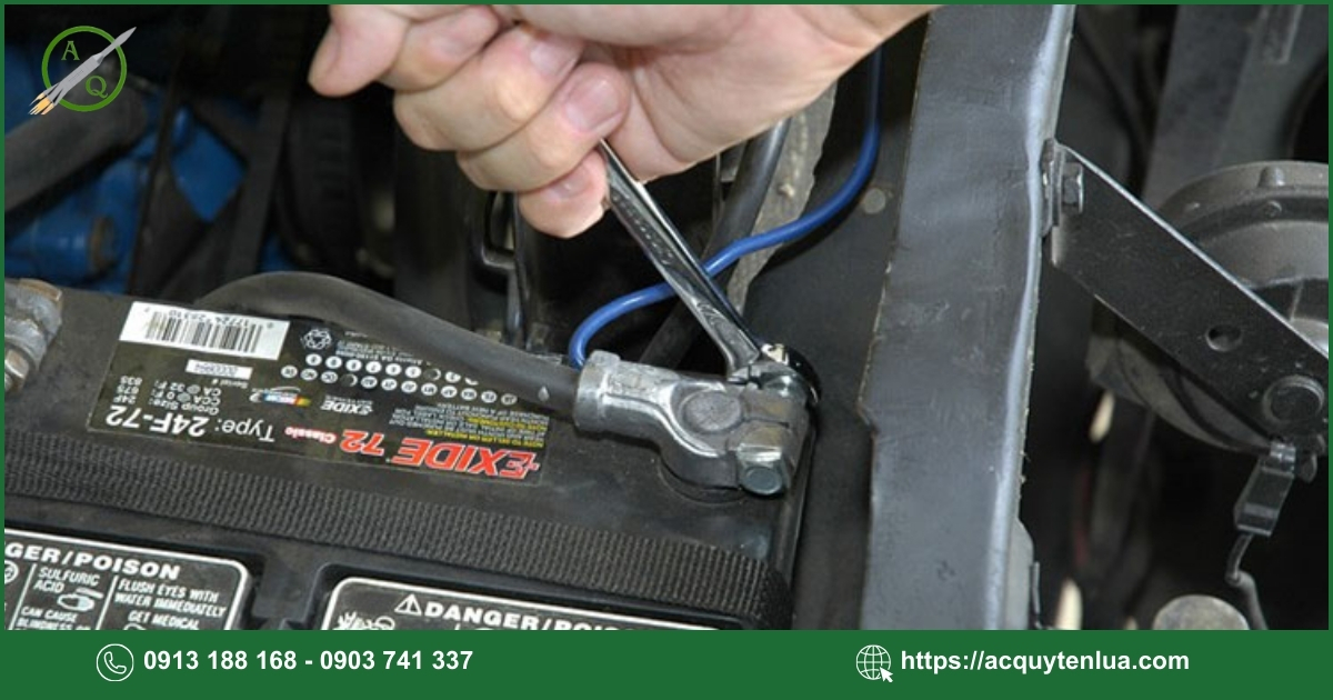 Quy trình thay bình ắc quy cho xe Toyota Fortuner máy dầu